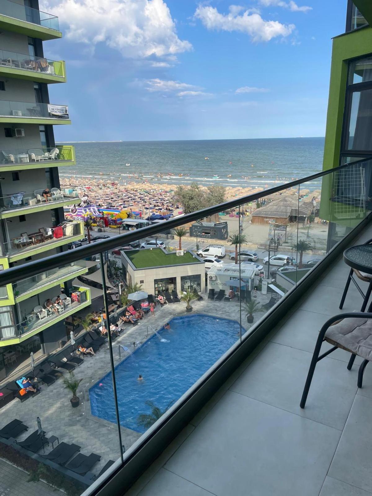 On Beach-Mamaia Residence Năvodari Exterior foto