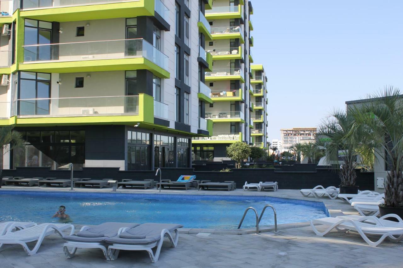 On Beach-Mamaia Residence Năvodari Exterior foto